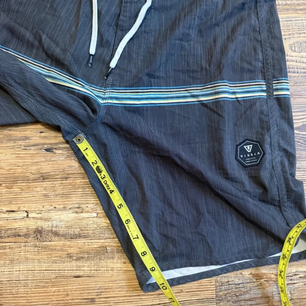 2 Vissla Board Shorts Men 32 Gray Heathered Stretch Surf‎ Trunks Swim Beach